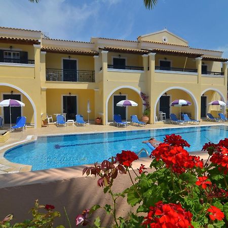 Clio Apartments Сидари Екстериор снимка