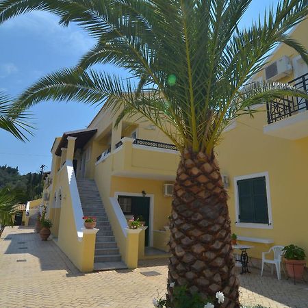Clio Apartments Сидари Екстериор снимка